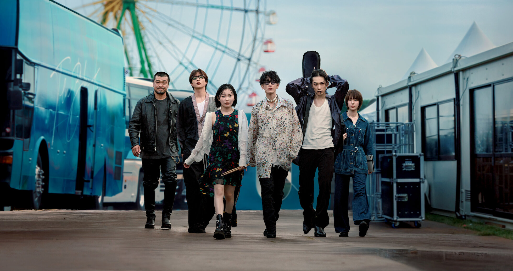 マ*。様 netflix オリジナルglass heart ライブTシャツ ラバ